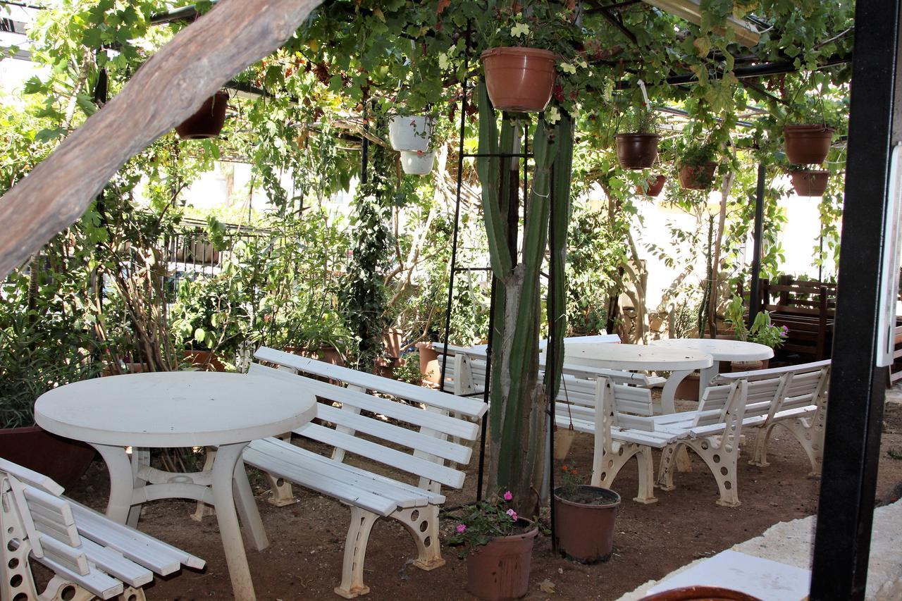 Kasgar Court Hotel Ayvaryara Exterior foto